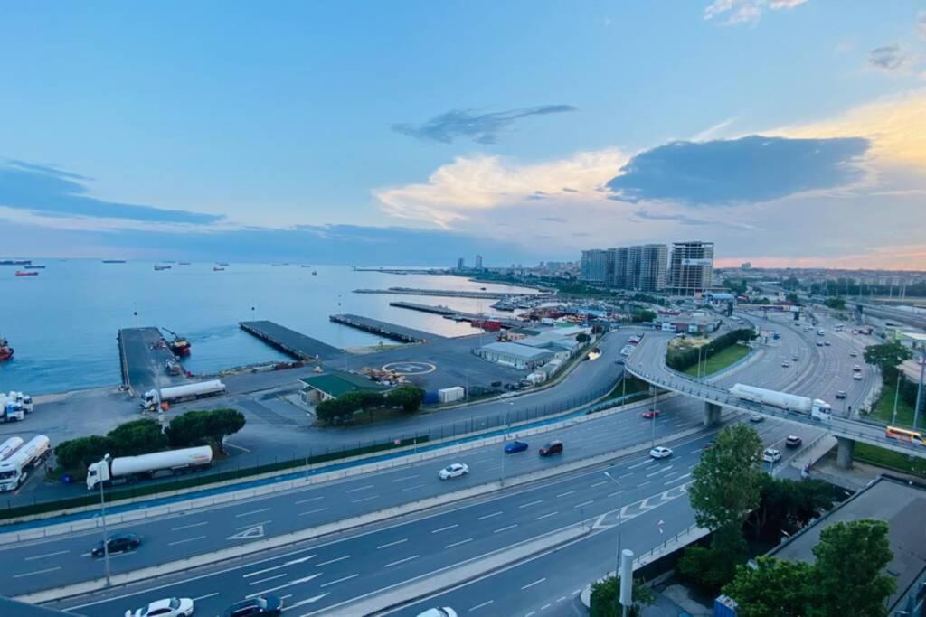 Luxury 2 Room Suite Apartment With Seaview In Center اسطنبول المظهر الخارجي الصورة